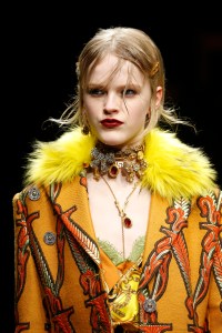 Details at Versace RTW Fall 2019