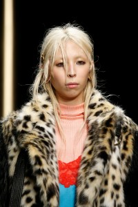 Details at Versace RTW Fall 2019