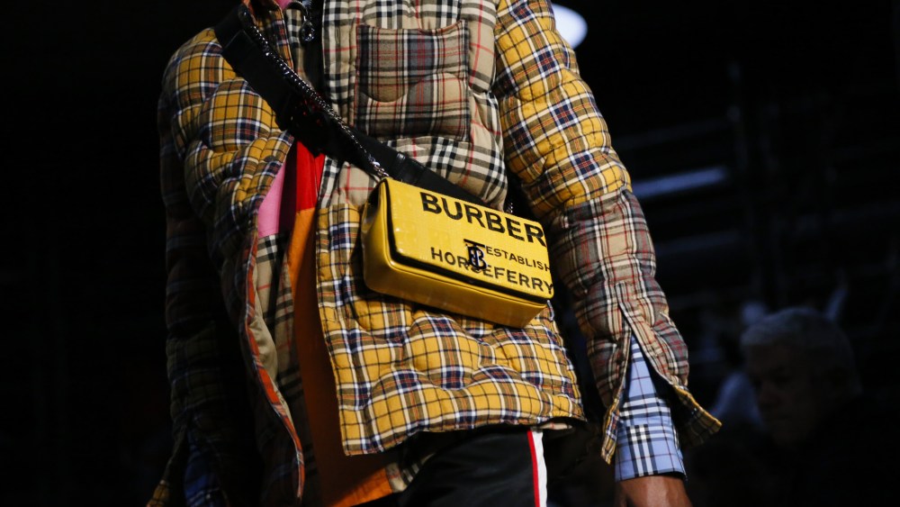Details at Burberry RTW Fall 2019