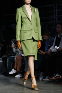 Details at Burberry RTW Fall 2019