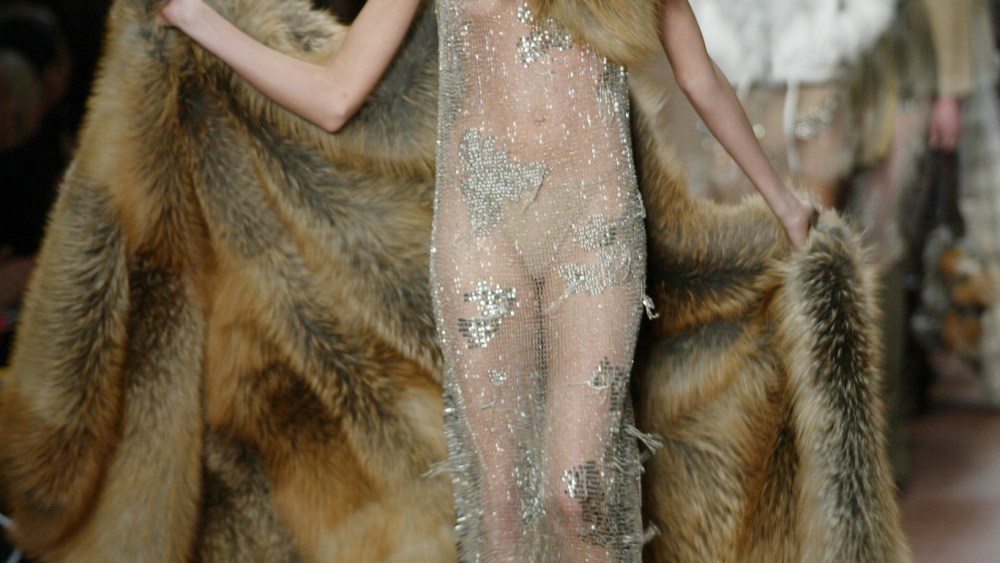 Fendi RTW Fall 2002