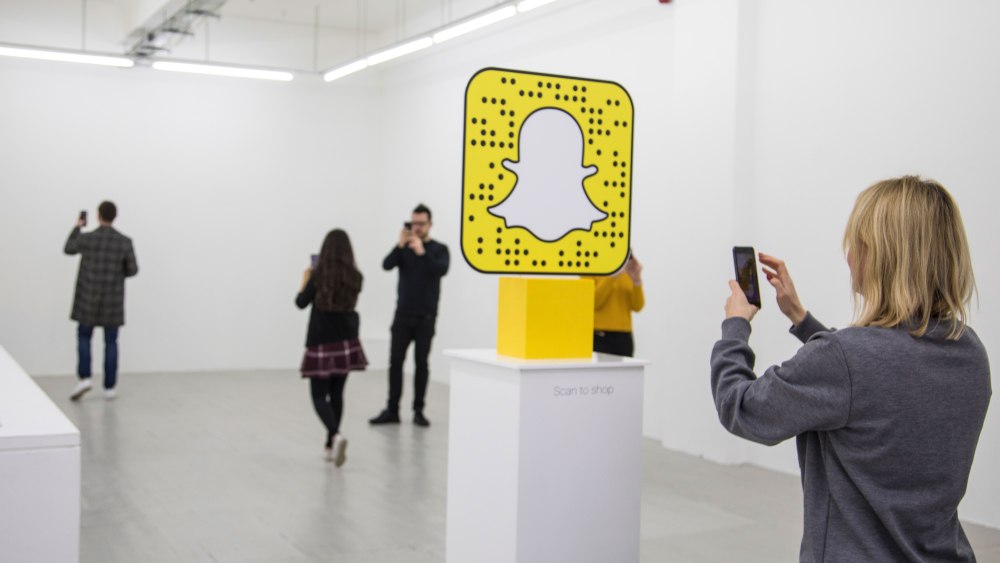 Lego and Snapchat Open Clothing Pop-up…Sans Apparel