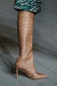 Details at Matty Bovan RTW Fall 2019