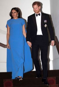 Meghan Duchess of Sussex and Prince Harry attend a reception and dinner hosted by the President of Fiji at the Grand Pacific Hotel, Suva
Prince Harry and Meghan Duchess of Sussex tour of Fiji - 23 Oct 2018
Meghan Duchess of Sussex and Prince Harry at the Grand Pacific Hotel, where they will attend a reception and dinner hosted by the President of Fiji WEARING SAFIYAA