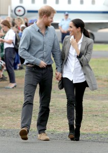 Prince Harry and Meghan Duchess of Sussex arrive at Dubbo Airport
Prince Harry and Meghan Duchess of Sussex tour of Australia - 17 Oct 2018
