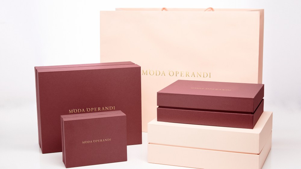 Moda Operandi packaging