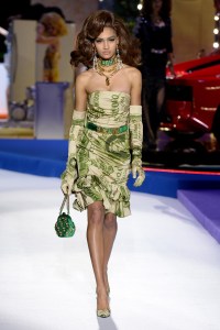 Moschino RTW Fall 2019