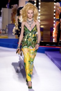 Moschino RTW Fall 2019