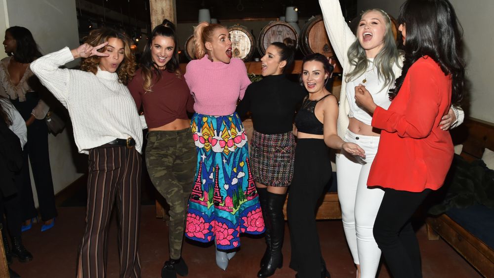 Cleo Wade, Brenna Huckaby, Busy Philipps, Alexandra Raisman, Molly Burke, Iskra Lawrence, and Jameela JamilAerie 'Changing the Course' Dinner, New York, USA - 31 Jan 2019