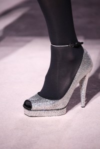 Details at Tom Ford RTW Fall 2019