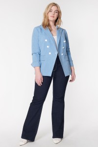 A look from Veronica Beard’s extended sizing offering.