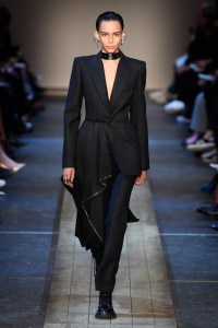 Alexander McQueen RTW Fall 2019