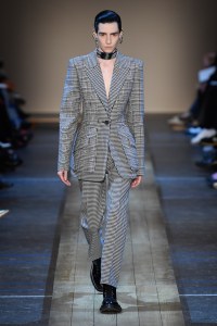 Alexander McQueen RTW Fall 2019