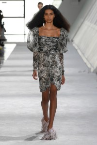 Giambattista Valli RTW Fall 2019