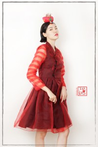 A look from Hyunsook ParkÕs fall 2018 collection.