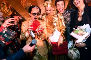Kenzo Takada, Pat Cleveland, Cristina Cordula