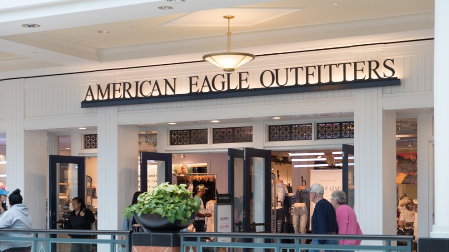 American Eagle storefront