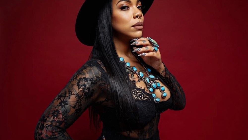 The Hoodwitch Teams With Smashbox on Crystal Collection