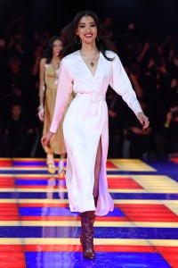 Tommy Hilfiger RTW Spring 2019