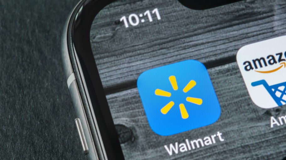 Walmart CTO Jeremy King, credited with integrating its store and e-comm systems, is said to be leaving on March 29 after eight years.
