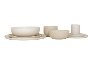 Maomi dishware at The Webster.