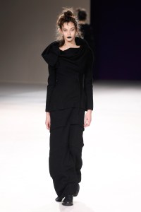 Yohji Yamamoto RTW Fall 2019