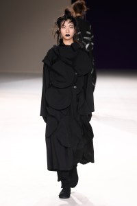Yohji Yamamoto RTW Fall 2019