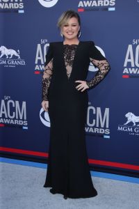 Kelly Clarkson54th Annual ACM Awards, Arrivals, Grand Garden Arena, Las Vegas, USA - 07 Apr 2019Wearing Alexander McQueen