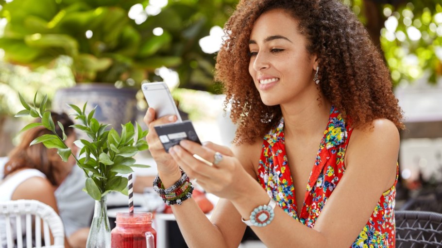 Contentsquare insights from 2018 detail the role of checkout in killing conversion and mobile’s place in lucrative shopping holidays.