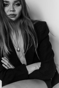 A look from Jeu Illimité.