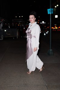 Debi Mazar