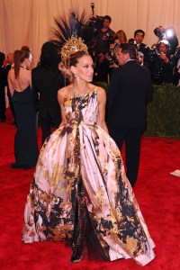 Sarah Jessica ParkerCostume Institute Gala Benefit celebrating the Punk: Chaos To Couture exhibition, Metropolitan Museum of Art, New York, America - 06 May 2013WEARING GILES DEACON DRESS AND HAT BY PHILIP TREACY