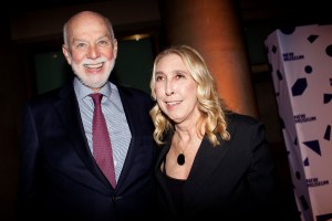 Richard Armstrong, Lisa Phillips