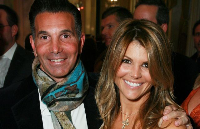 Mossimo Giannulli and Lori Loughlin An Unforgettable Evening Honours Hilary Swank, Beverly Hills, California, America - 20 Feb 2008February 20, 2008 - Beverly Hills, CA.Mossimo Giannulli and Lori Loughlin .Saks Fifth Avenue's Unforgettable Evening benefitting Entertainment Industry Foundation's (EIF) Women's Cancer Research Fund.Photo by Alex Berliner®Berliner Studio/BEImages