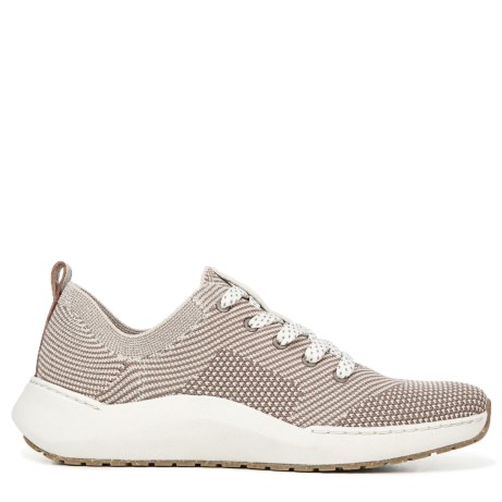 Dr. Scholls' New Sustainable Sneakers are Made of Algae and Rice Husks