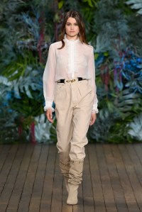 Alberta Ferretti Cruise 2020