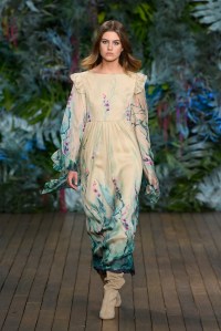 Alberta Ferretti Cruise 2020