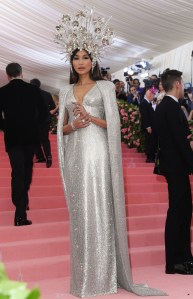 Gemma Chan Ñ Regal and refined in Tom Ford.