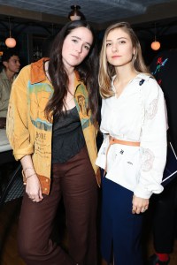 Emily Bode, Jenny Walton
