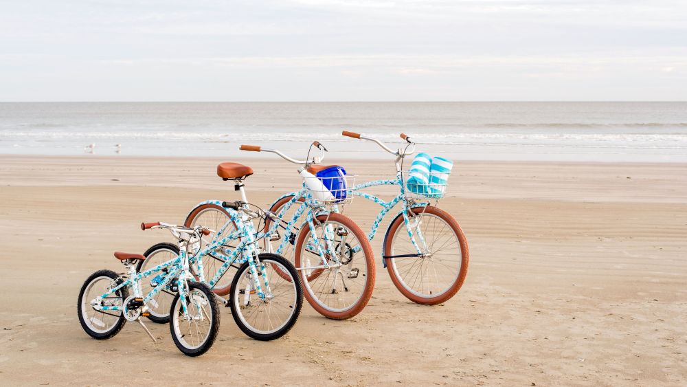 Peter Millar Creates Beach Cruiser for Timbers Kiawah Development