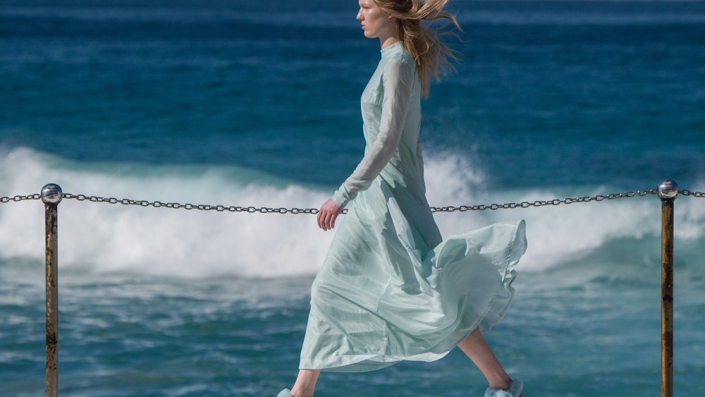 SYDNEY, AUSTRALIA - MAY 16: A model walks the runway during the Ten Pieces show at Mercedes-Benz Fashion Week Resort 20 Collections at Bondi Icebergs on May 16, 2019 in Sydney, Australia. (Photo by James Gourley/Getty Images)
