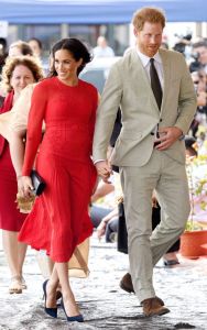 Prince Harry and Meghan Duchess of Sussex arrive at Fua'amotu Airport in TongaPrince Harry and Meghan Duchess of Sussex tour of Tonga - 25 Oct 2018Wearing Self Portrait, Shoes By Manolo Blahnik, Bag By Dior