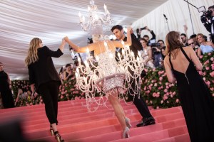 Katy Perry in Moschino.