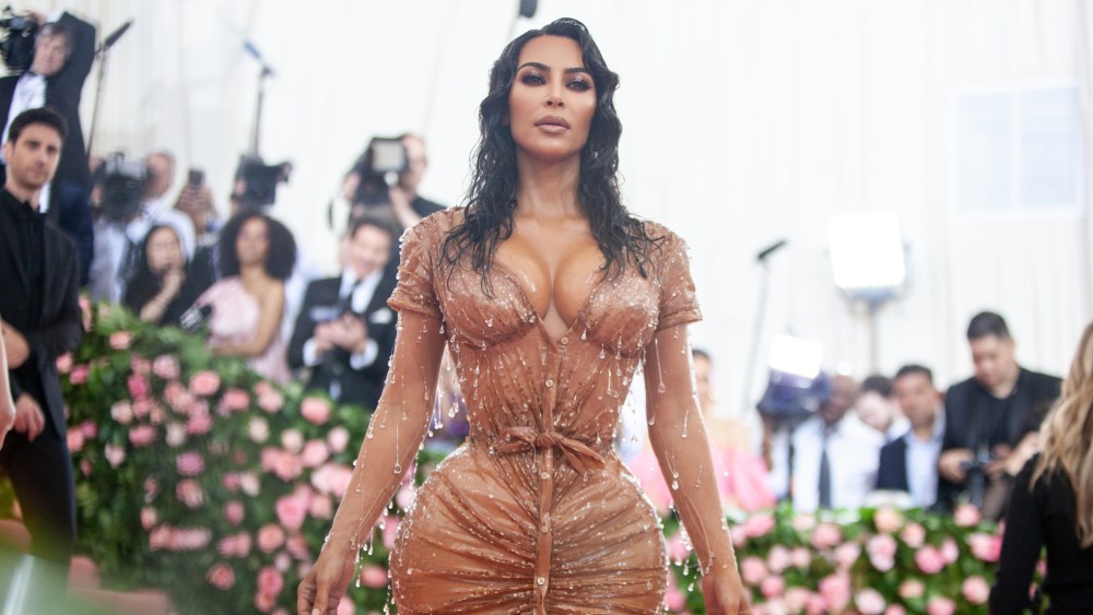 Kim Kardashian in Thierry Mugler.