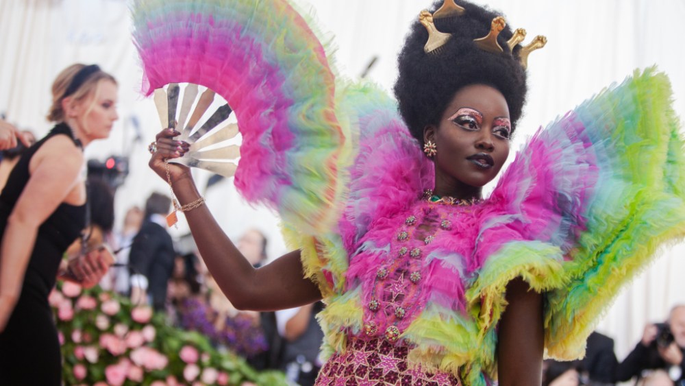Lupita Nyong'o in Versace