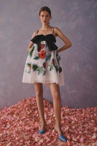 Carolina Herrera Resort 2020