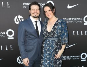 Jason Ritter and Melanie Lynskey