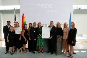 On the occasion of World Pride Month, LVMH and Maisons' US executives sign the United Nations Standards of Conduct, joining the fight against LGBTI discrimination.