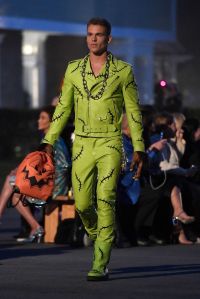 Moschino Resort 2020