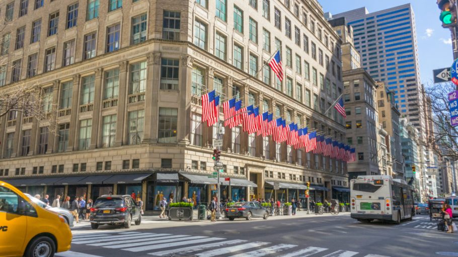 hudson's bay shareholders offer to take it private